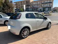 Usata Fiat Grande Punto Sport 75 CV (55 kW) 2012 Bianco Utilitaria