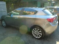 Usata Alfa Romeo Giulietta Exclusive 169 CV (124 kW) 2011 Grigio Utilitaria