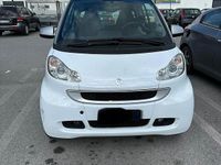 Begagnad Smart ForTwo Cabrio Passion 71 HK (52 kW) 2012 Vit Cab