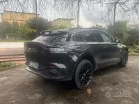 Usata Aston Martin DBX 551 CV (405 kW) 2021 Nero SUV