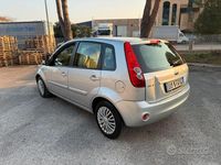 Usata Ford Fiesta 75 CV (55 kW) 2007 Grigio Utilitaria