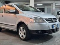 Usata VW Fox Sport 75 CV (55 kW) 2006 Grigio Utilitaria
