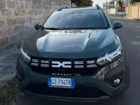 Usata Dacia Sandero Stepway 101 CV (74 kW) 2025 Verde Berlina