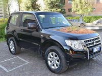 Usata Mitsubishi Pajero 190 CV (139 kW) 2018 Nero metallizzato SUV