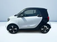 Usata Smart ForTwo Electric Drive Passion 41 kW (56 CV) 2022 Bianco Coupé