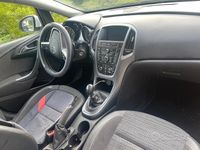 Usata Opel Astra 110 CV (80 kW) 2014 Station wagon