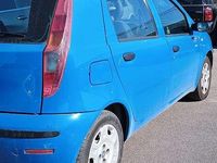 Occasion Fiat Punto Active 69 ch (50 kW) 2005 Bleue Citadine