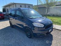 Begagnad Ford Tourneo Courier 75 HK (55 kW) 2015 Blå Minibuss