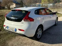 Usata Volvo V40 Business Edition 120 CV (88 kW) 2018 Bianco Berlina