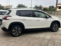 Usata Peugeot 2008 GT-line 102 CV (75 kW) 2019 Other SUV