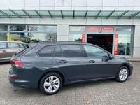 Usata VW Golf VIII Life 150 CV (110 kW) 2022 Grigio scuro Station wagon