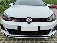 Używany VW Golf VII GTI 245 KM (180 kW) 2019 Biały Sedan/Limuzyna