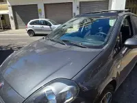 Usata Fiat Punto Lounge 77 CV (56 kW) 2012 Grigio Utilitaria