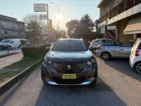 Usata Peugeot 2008 Allure 131 CV (96 kW) 2020 Grigio SUV