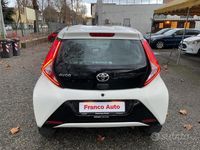 Usata Toyota Aygo X-cite 72 CV (52 kW) 2019 Bianco Utilitaria