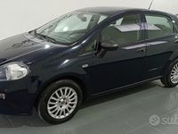 Usata Fiat Punto Street 95 CV (69 kW) 2018 Blu Berlina