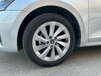 Usata Skoda Octavia Selection 150 CV (110 kW) 2024 Grigio Station wagon