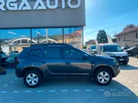 Usata Dacia Duster Comfort 114 CV (83 kW) 2018 Bluazzurro SUV