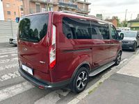Usata Ford Tourneo Active 185 CV (136 kW) 2021 Rosso carmine metallizzato Monovolume