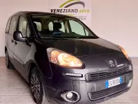 Usata Peugeot Partner Tepee Style 115 CV (84 kW) 2013 Grigio Monovolume