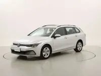 Usata VW Golf VIII Life 116 CV (85 kW) 2022 Argento Station wagon