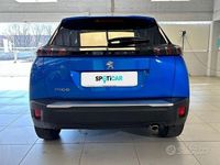 Usata Peugeot 2008 Allure 131 CV (96 kW) 2023 Blu SUV