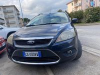 Usata Ford Focus 115 CV (84 kW) 2010 Argento Berlina