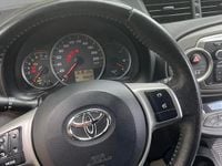 Usata Toyota Yaris 69 CV (50 kW) 2013 Grigio Utilitaria