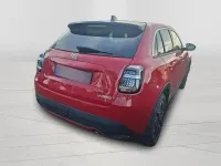 Usata Fiat 600 La Prima 100 CV (73 kW) 2025 Rosso SUV