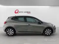 Usata Renault Clio V Equilibre 91 CV (66 kW) 2023 Grigio Berlina