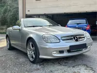Usata Mercedes SLK320 218 CV (160 kW) 2001 Grigio Cabrio
