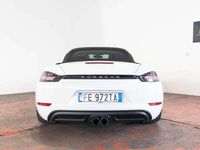 Usata Porsche 718 Boxster 300 CV (220 kW) 2016 Bianco Cabrio