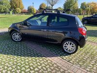 Usata Renault Clio II LE 75 CV (55 kW) 2008 Nero Utilitaria
