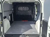 Usata Fiat Doblò 120 CV (88 kW) 2018 Bianco pastello Monovolume