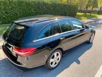 Usata Mercedes C180 Business 115 CV (84 kW) 2016 Nero Station wagon