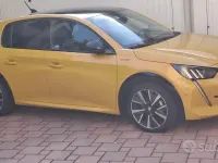 Usata Peugeot 208 GT-line 102 CV (75 kW) 2020 Giallo Utilitaria