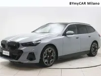 Usata BMW i5 M Sport 289 kW (394 CV) 2025 Brooklyn grey metallic Station wagon