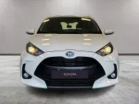 Usata Toyota Yaris Hybrid Active 116 CV (85 kW) 2022 Bianco Berlina
