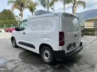 Occasion Opel Combo 102 ch (75 kW) 2021 Blanc Monospace