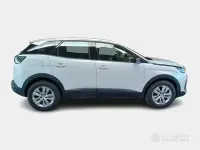 Usata Peugeot 3008 Active 130 CV (95 kW) 2022 Bianco SUV