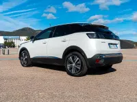 Usata Peugeot 3008 Allure 131 CV (96 kW) 2024 Bianco SUV