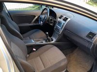 Usata Toyota Avensis T2 124 CV (91 kW) 2014 Grigio Berlina