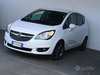 Usata Opel Meriva Cosmo 95 CV (69 kW) 2015 Bianco Monovolume