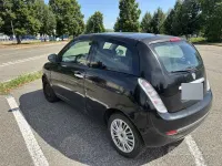 Usata Lancia Ypsilon 60 CV (44 kW) 2010 Nero Utilitaria