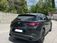 Usata Alfa Romeo Stelvio Sprint 160 CV (117 kW) 2020 Nero SUV