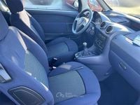 Usata Peugeot 1007 68 CV (50 kW) 2005 Argento Monovolume