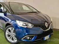 Usata Renault Scénic 110 CV (80 kW) 2018 Bluazzurro Monovolume