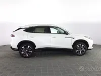Nuova MG HS Luxury 143 CV (105 kW) 2026 Pearl white SUV