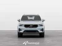 Nuova Volvo XC40 2026 Bianco SUV
