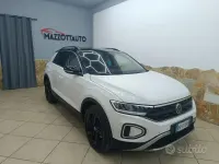 Usata VW T-Roc R-line 150 CV (110 kW) 2025 Bianco SUV